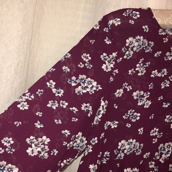 Aeropostale L Burgundy White Gray Blue Floral Baby Doll Long Bell Sleeve Blouse - Picture 9 of 16